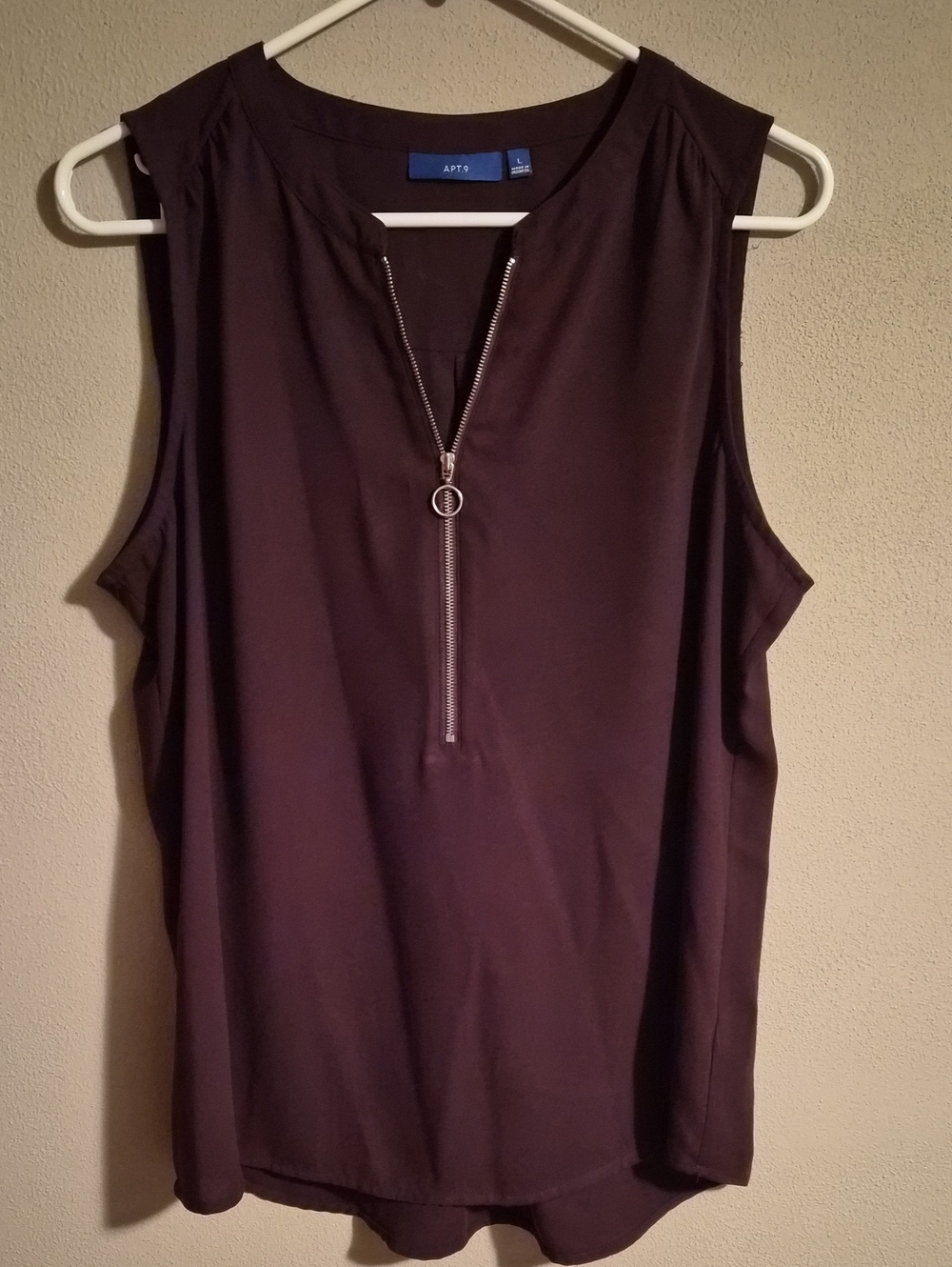Apt. 9 Maroon Sleeveless Zip-Front Camisole with Ring Pull